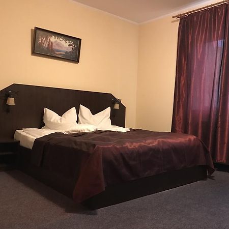 סאטו מארה Hotel Cardinal מראה חיצוני תמונה