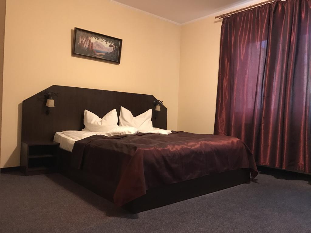 סאטו מארה Hotel Cardinal מראה חיצוני תמונה