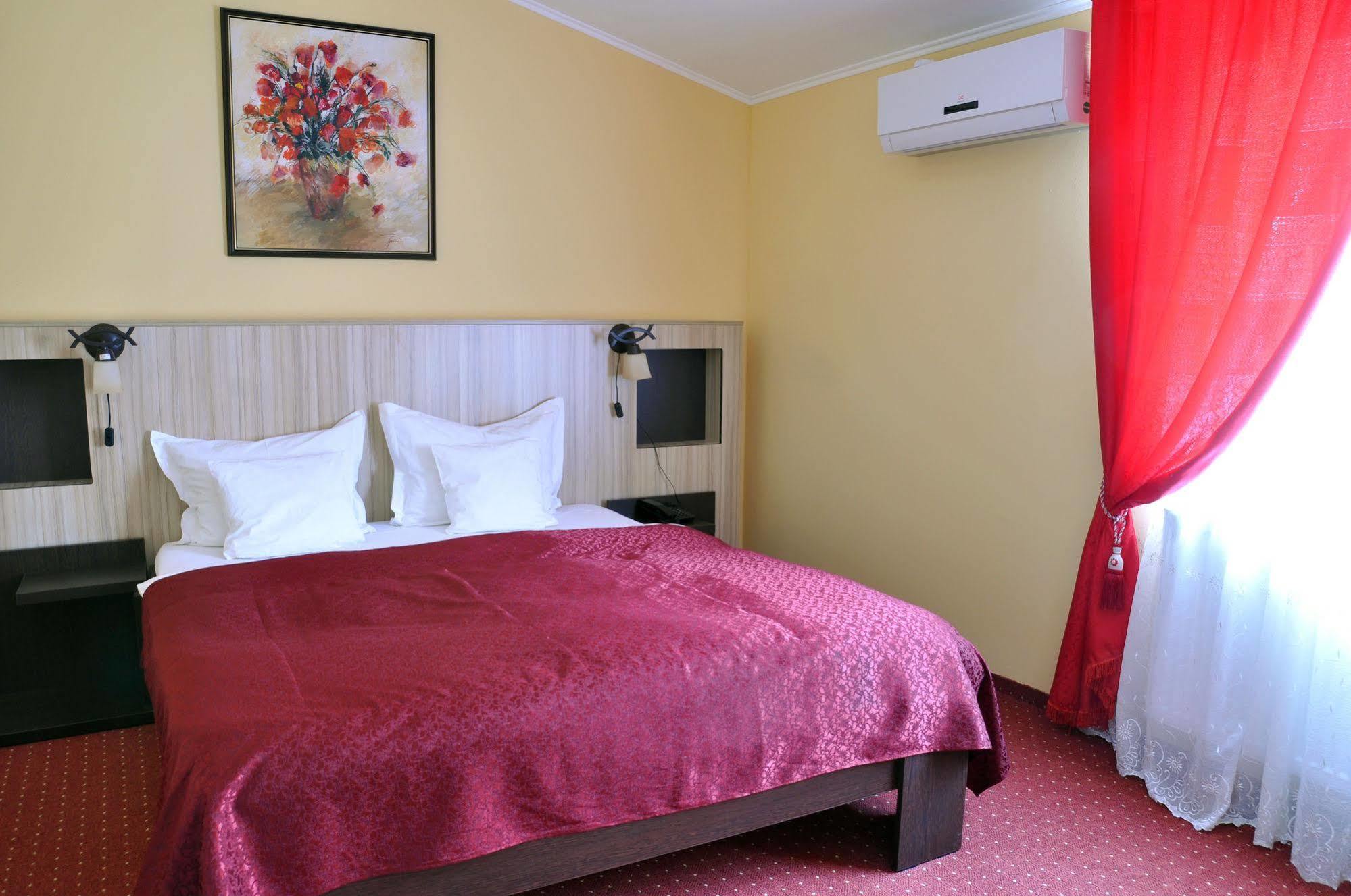 סאטו מארה Hotel Cardinal מראה חיצוני תמונה
